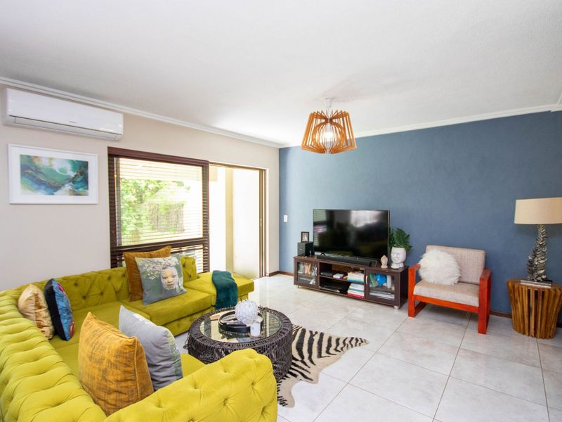 Townhouse For Sale in Broadacres - Photo 10