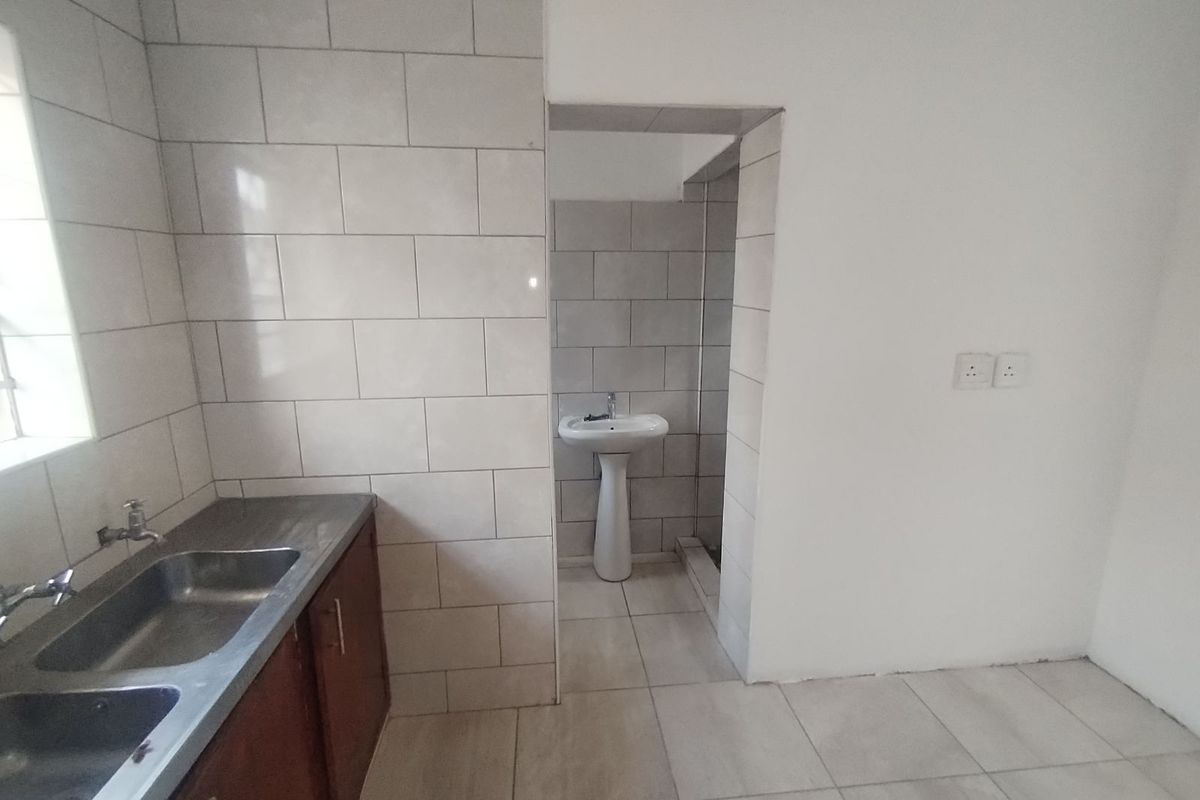 House For Sale in Malabar - Photo 5