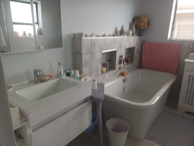 House For Sale in Monte Christo - Photo 10