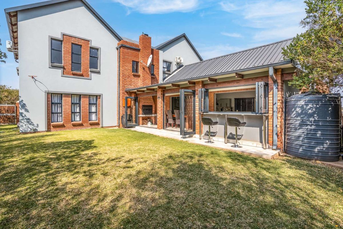 House For Sale in The Hills Game Reserve Estate - Photo 2
