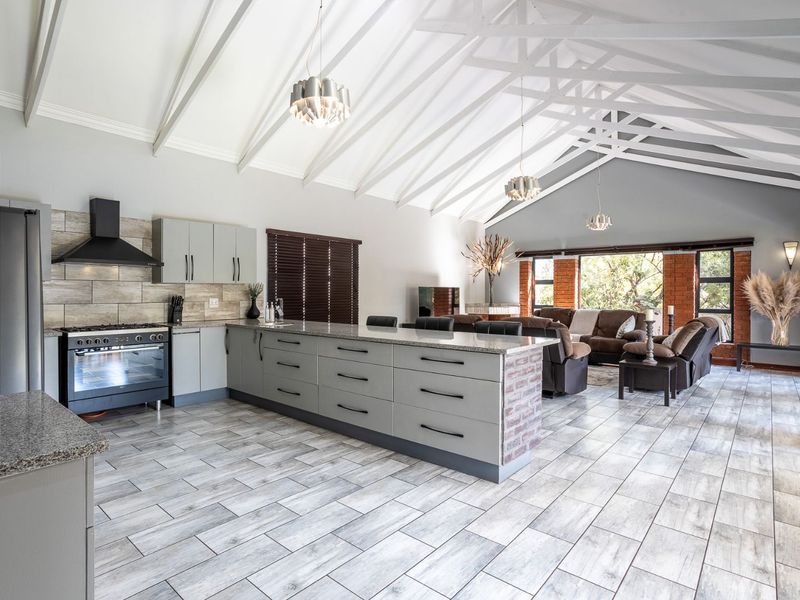 House For Sale in The Hills Game Reserve Estate - Photo 5