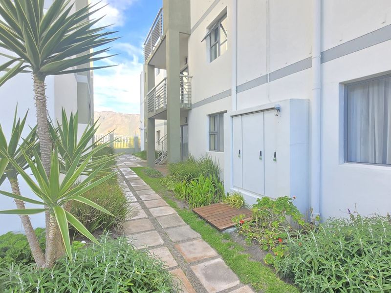 Apartment For Sale in Whispering Pines - Photo 2