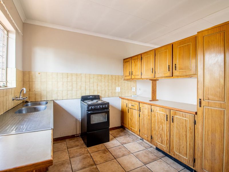 Townhouse For Sale in Doornpoort - Photo 9