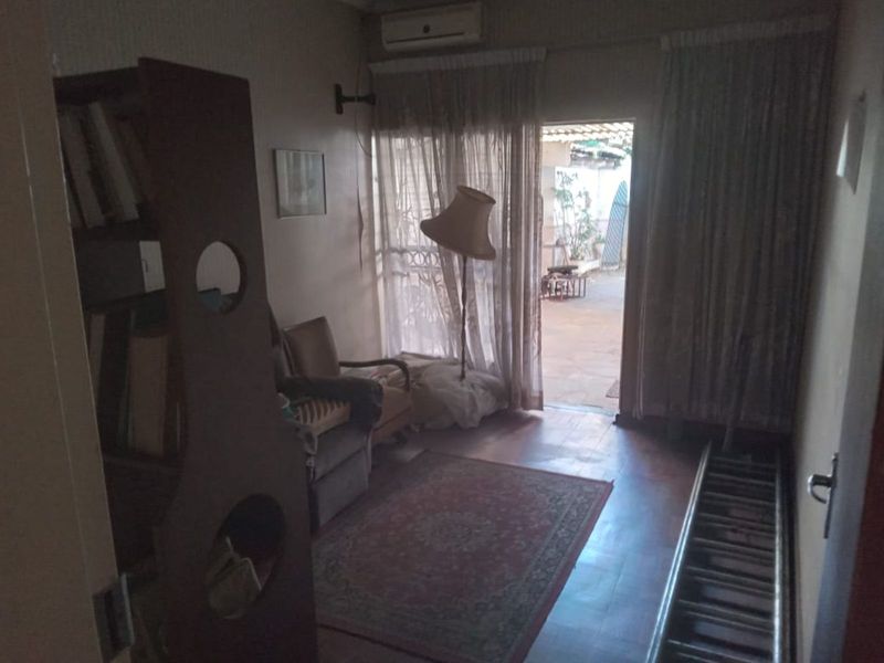 House For Sale in Hatfield - Photo 2