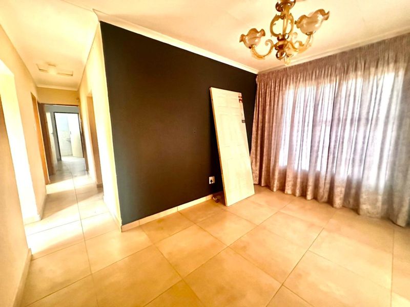 House For Sale in The Orchards - Photo 8