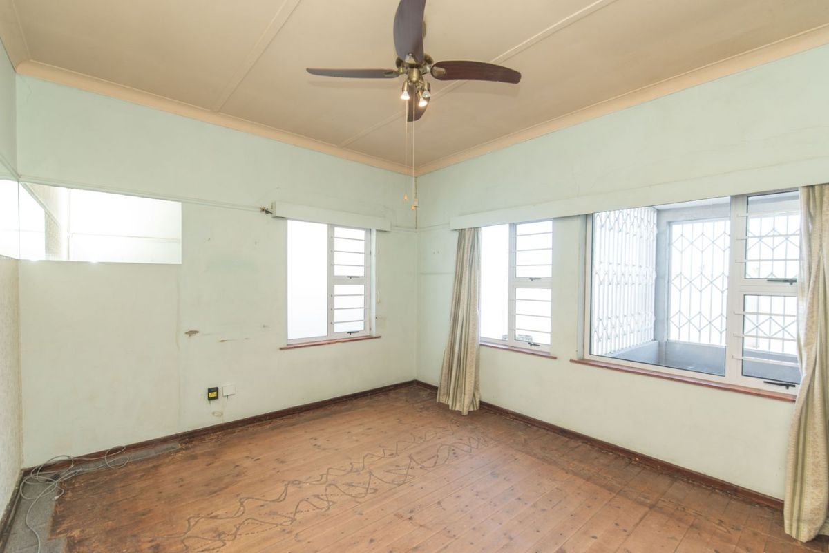 House For Sale in Glenhurd - Photo 4