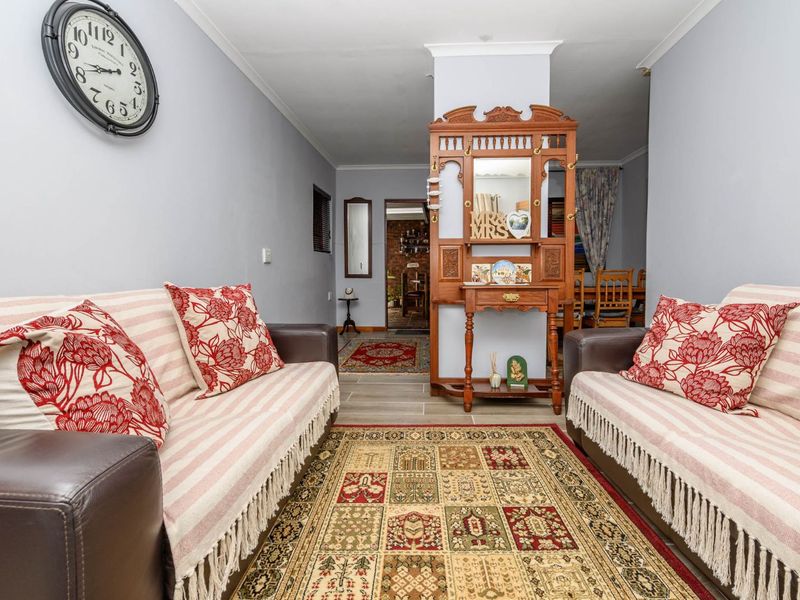 House For Sale in Parsonsvlei - Photo 4