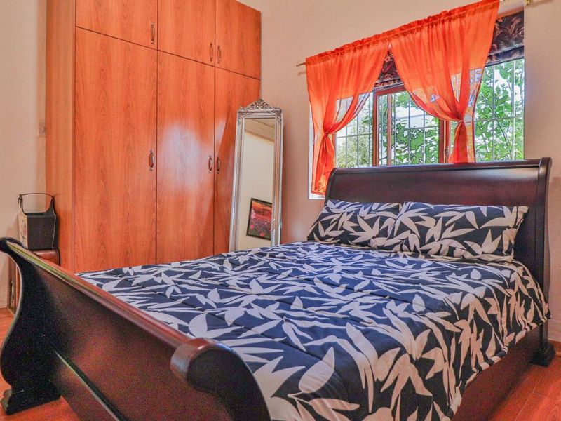 House For Sale in Montagu Central - Photo 10