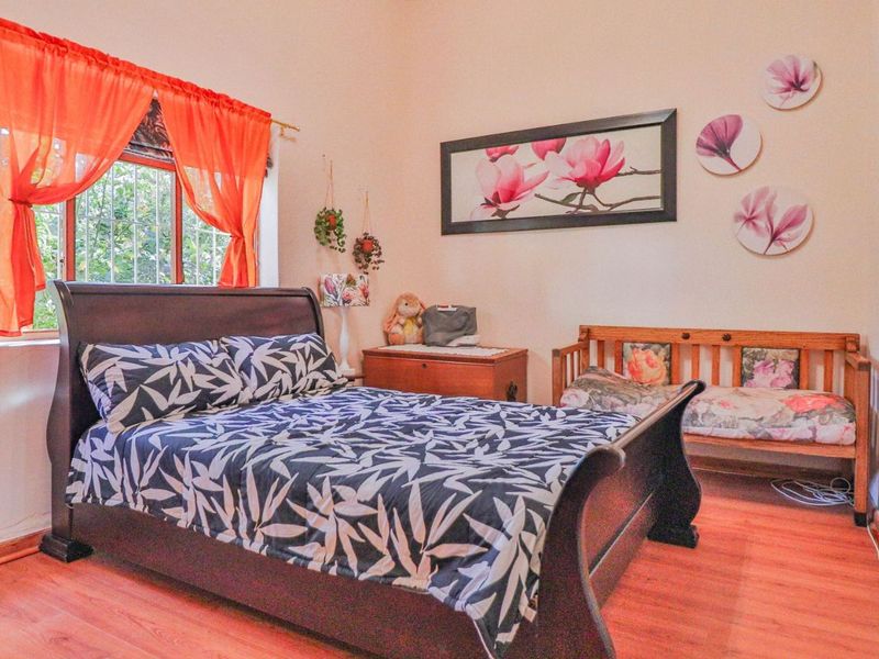 House For Sale in Montagu Central - Photo 9