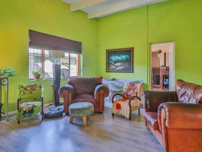 House For Sale in Montagu Central - Photo 3