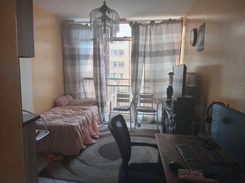 Apartment For Sale in Pretoria Central - Photo 5