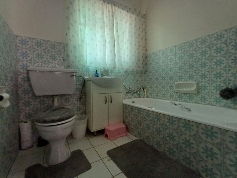 House For Sale in Vaal Park - Photo 10