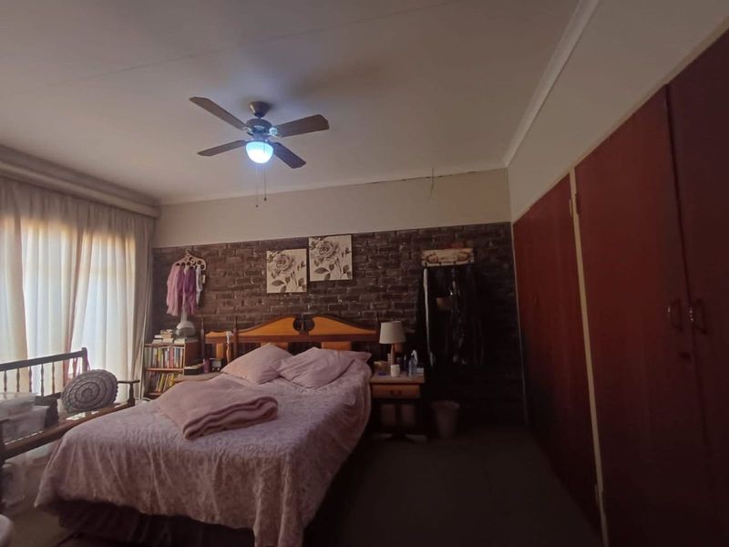 House For Sale in Vaal Park - Photo 7