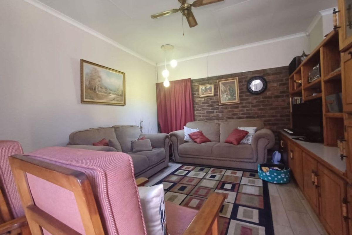 House For Sale in Vaal Park - Photo 4