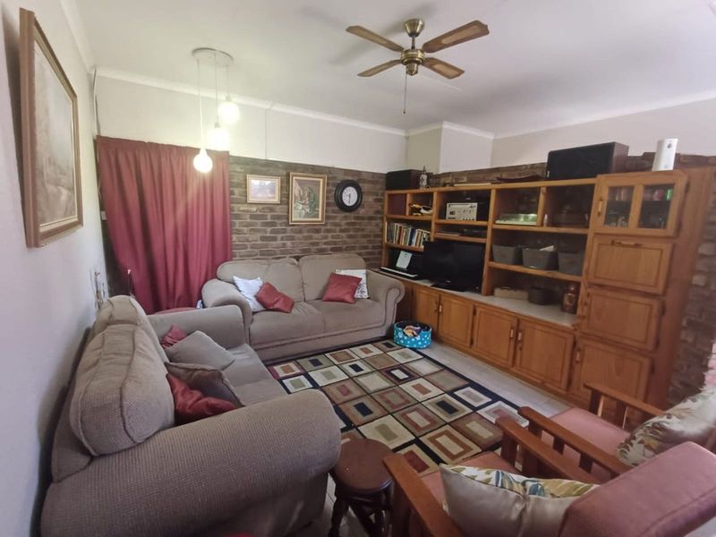 House For Sale in Vaal Park - Photo 5