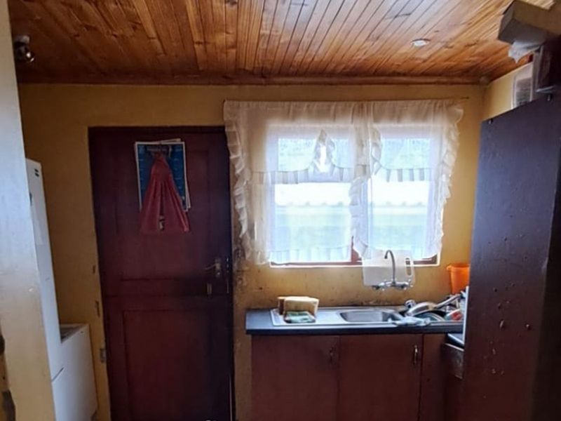 House For Sale in Hillcrest - Photo 5