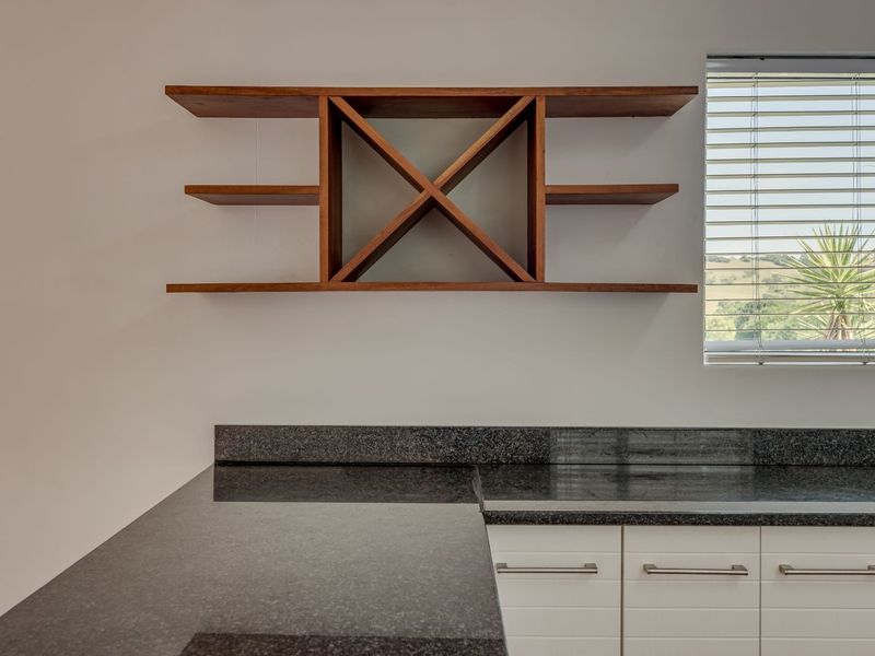 House For Sale in Lovemore Heights - Photo 8