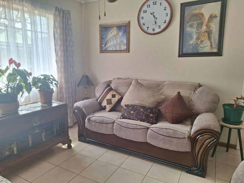 Townhouse For Sale in Bela Bela Central - Photo 10