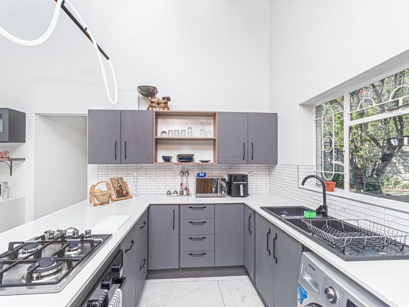 House For Sale in Blairgowrie - Photo 10