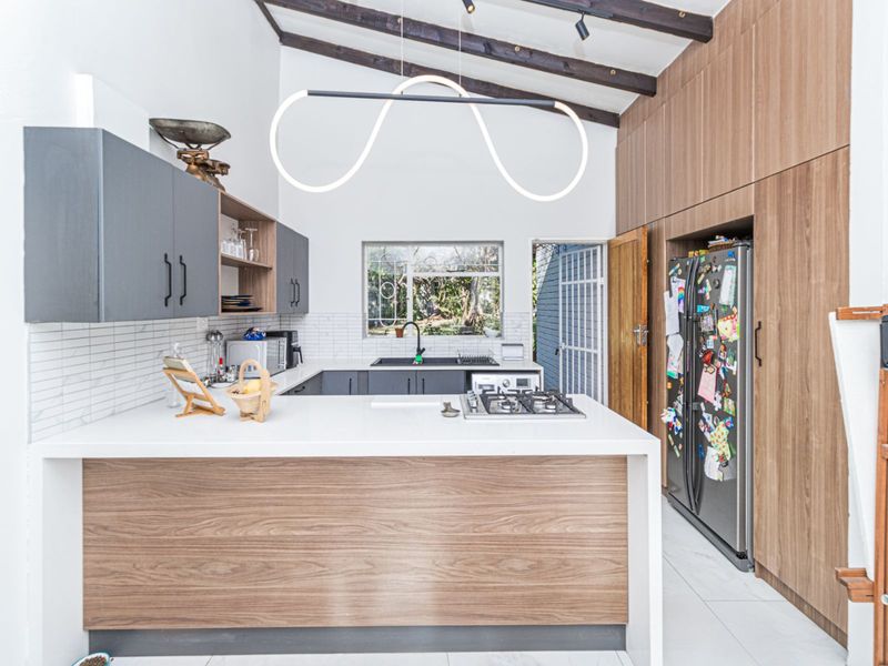 House For Sale in Blairgowrie - Photo 6