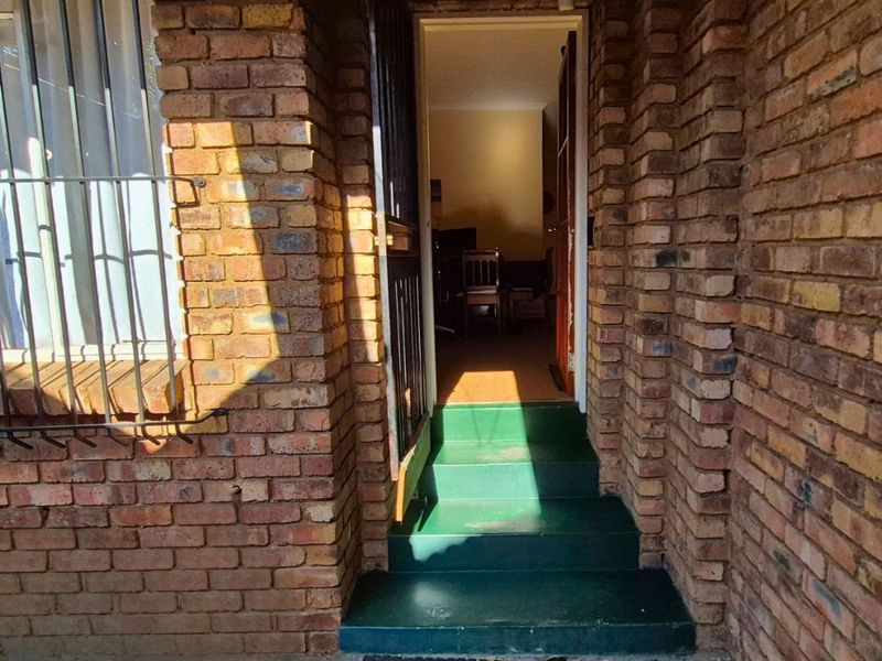 House For Sale in Halfway Gardens - Photo 5