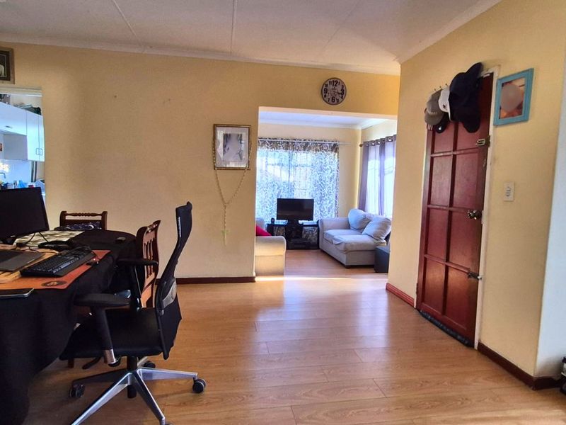 House For Sale in Halfway Gardens - Photo 7