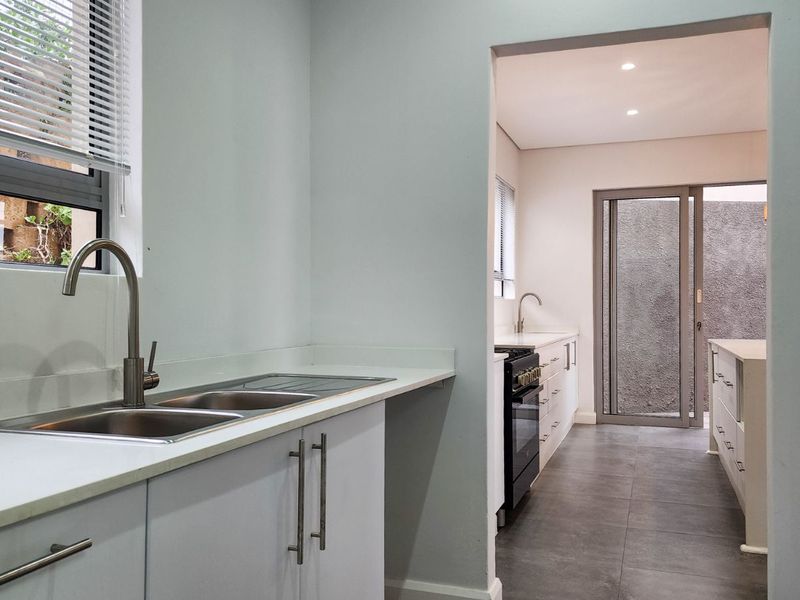 Townhouse For Sale in Zululami Luxury Coastal Estate - Photo 10