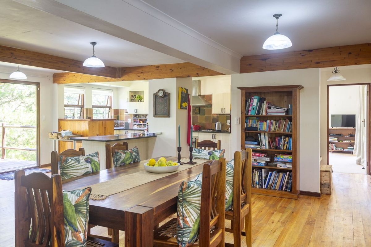 House For Sale in Victoria Bay - Photo 3