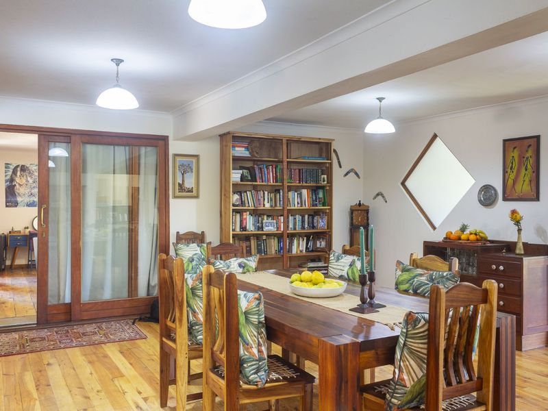 House For Sale in Victoria Bay - Photo 5