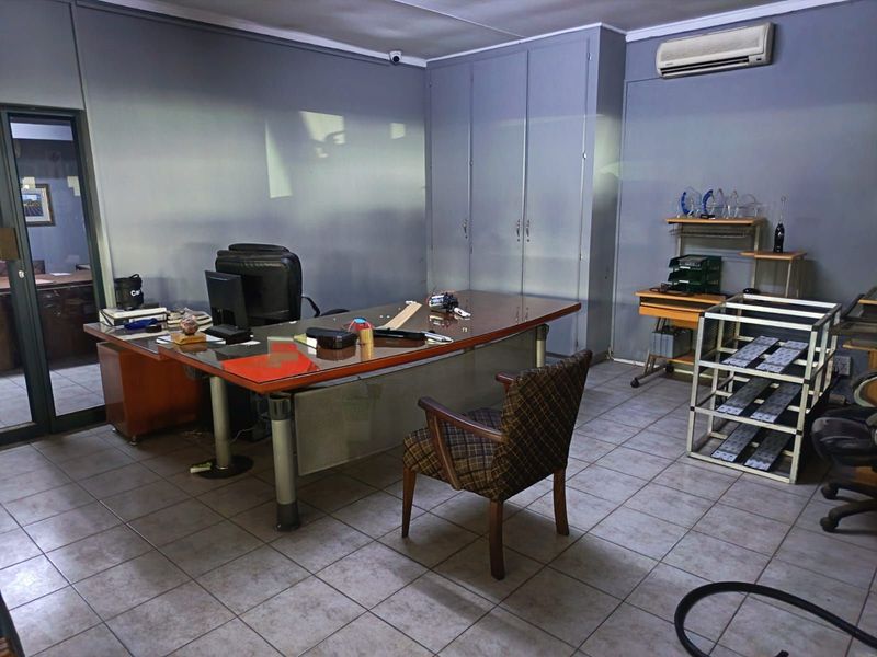 Office For Sale in Ermelo Central - Photo 3