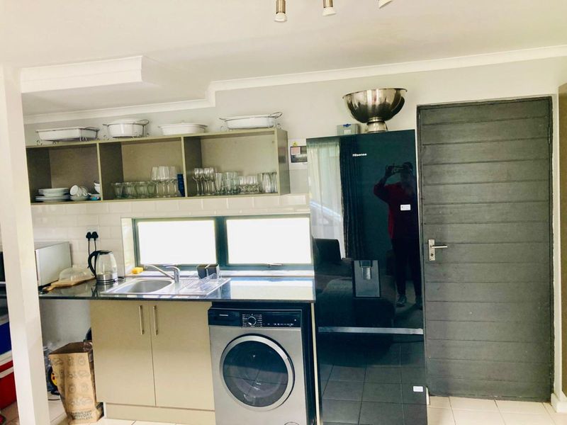 Townhouse For Sale in Bridgemeade - Photo 8