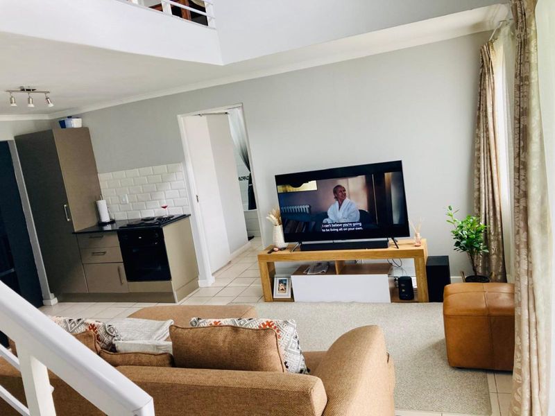 Townhouse For Sale in Bridgemeade - Photo 6