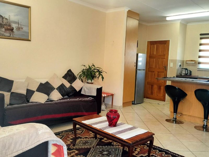 Townhouse For Sale in Groblerpark - Photo 10