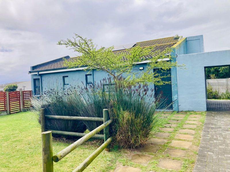 Townhouse For Sale in Parsonsvlei - Photo 3