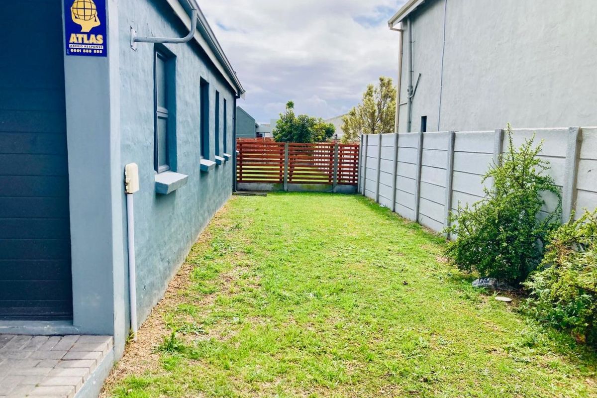 Townhouse For Sale in Parsonsvlei - Photo 4