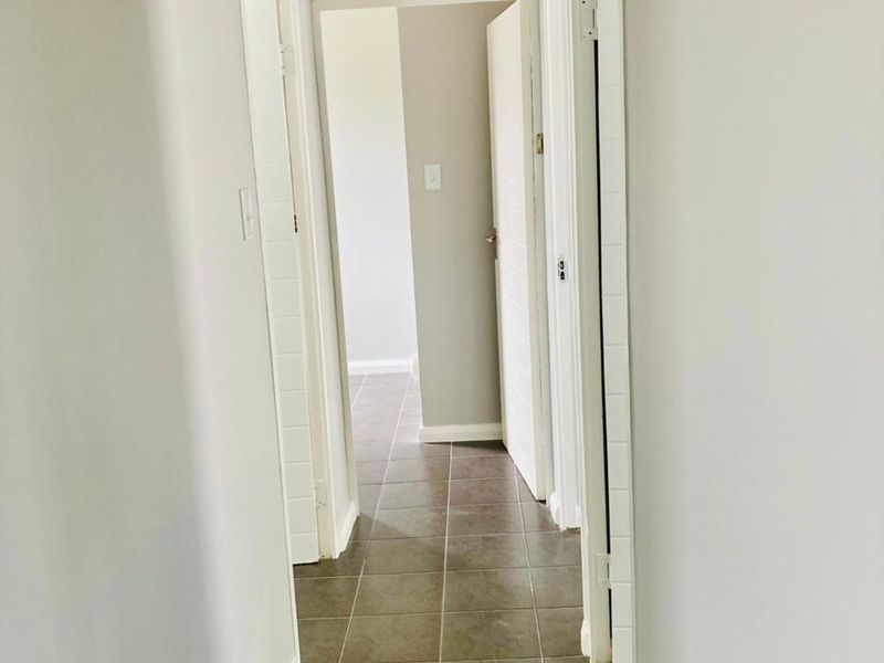 Townhouse For Sale in Parsonsvlei - Photo 9