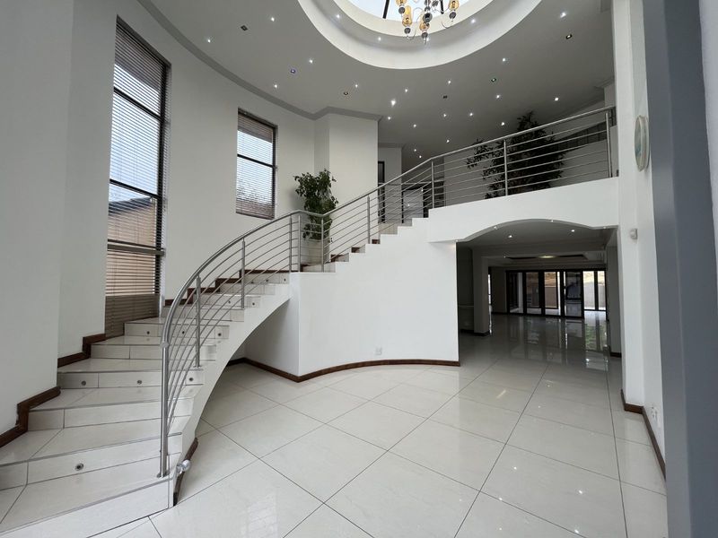 House For Sale in Ebotse Golf And Country Estate - Photo 5