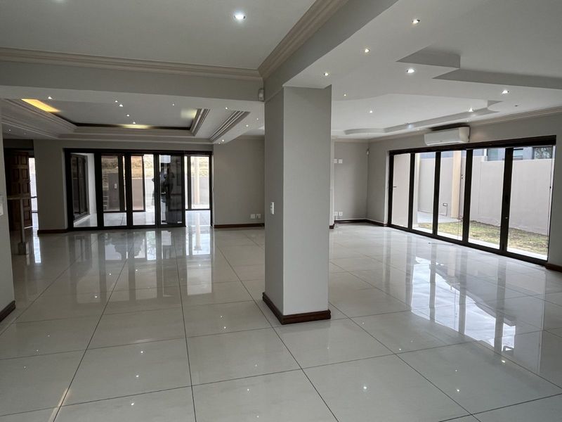 House For Sale in Ebotse Golf And Country Estate - Photo 7