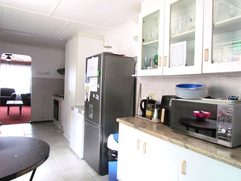 House For Sale in Gelvandale - Photo 8