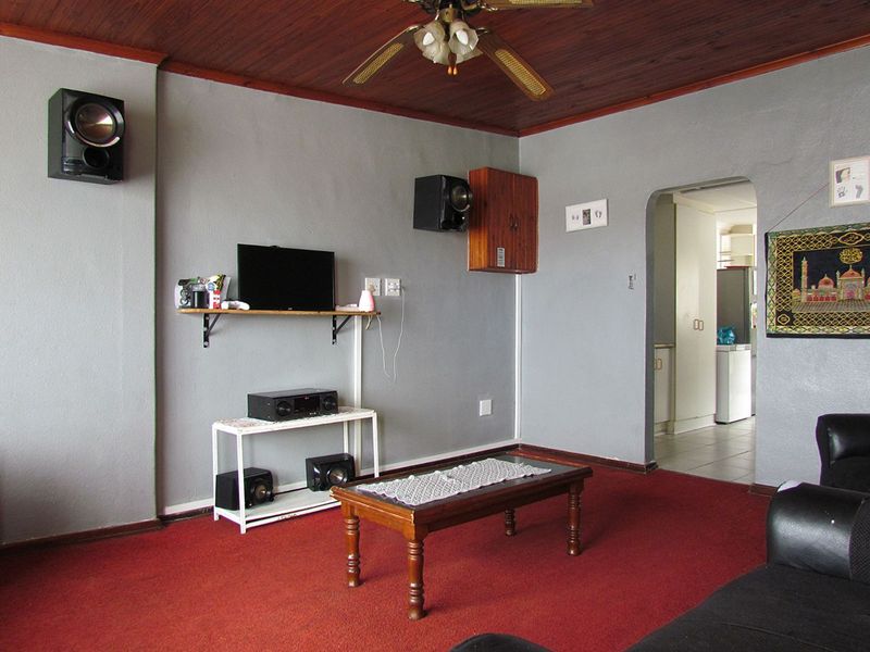 House For Sale in Gelvandale - Photo 4