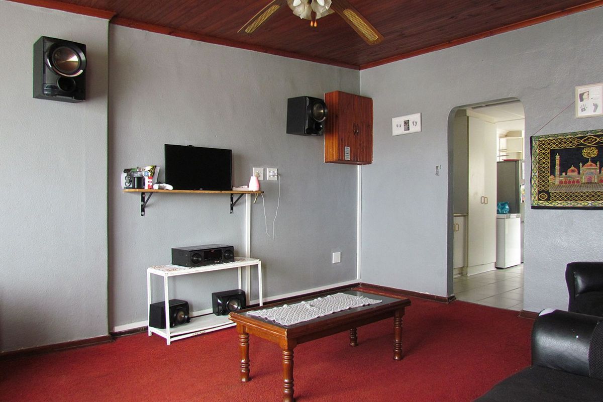 House For Sale in Gelvandale - Photo 4