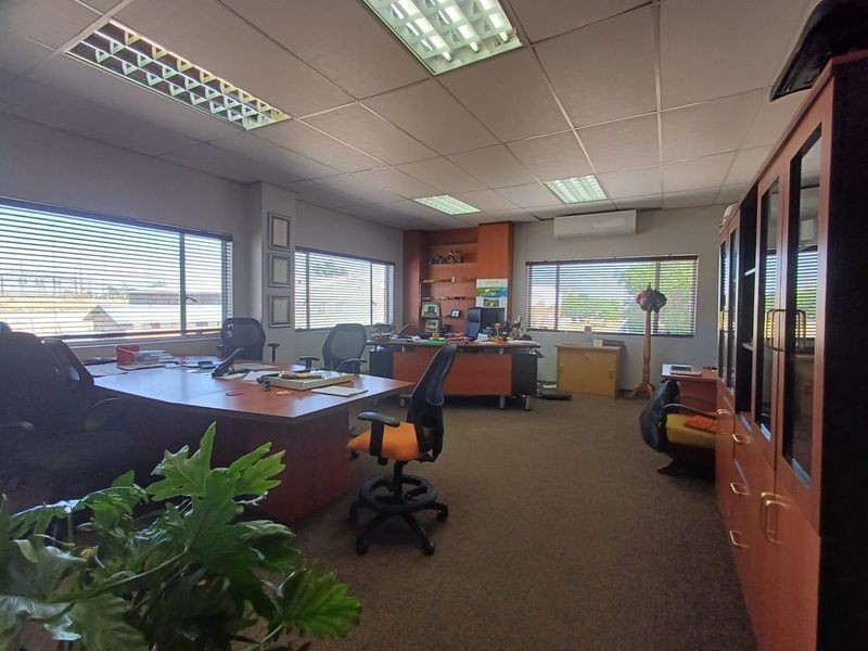 Office For Sale in Pienaarsdorp - Photo 6