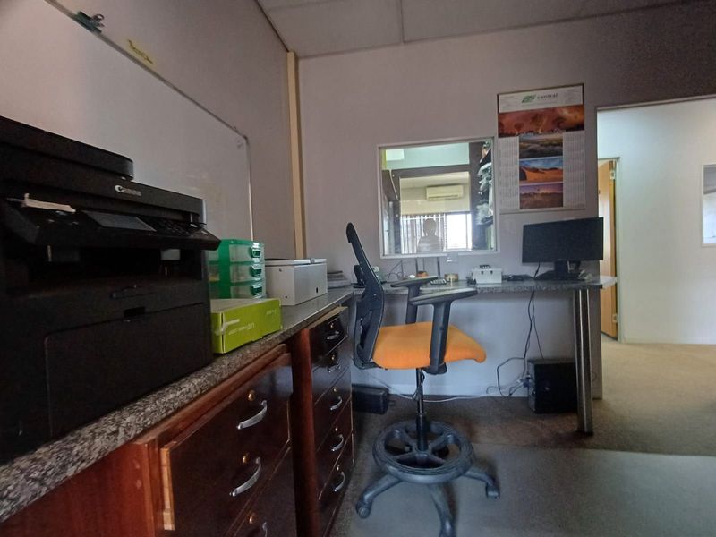 Office For Sale in Pienaarsdorp - Photo 9
