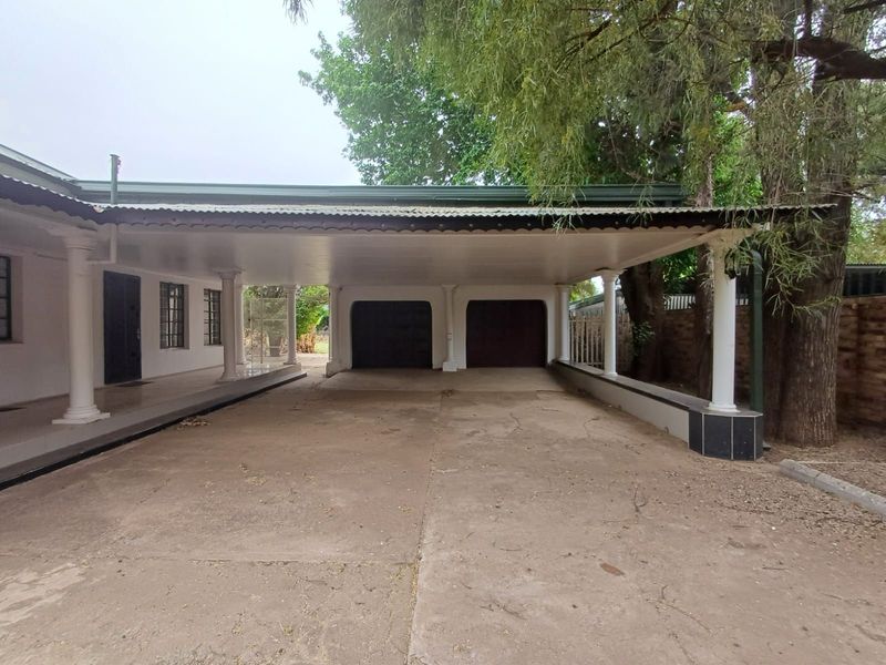 House For Sale in Wolmaransstad Central - Photo 5