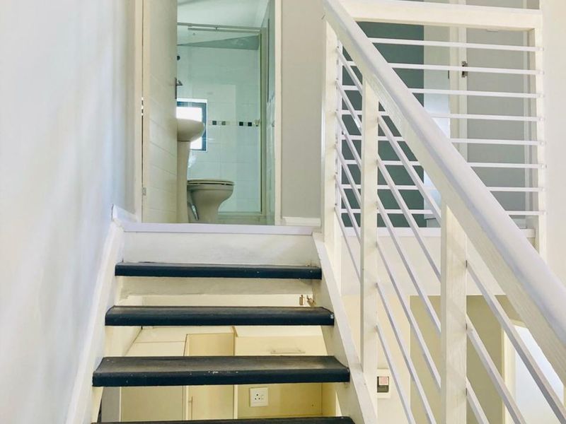 Townhouse For Sale in Bridgemeade - Photo 10