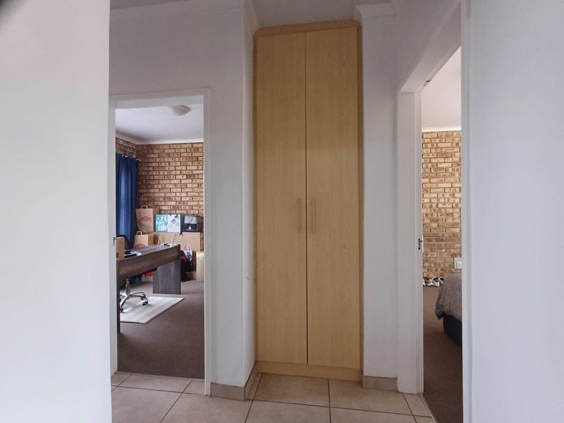 Apartment For Sale in Wilkoppies - Photo 7