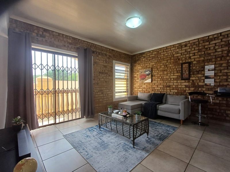 Apartment For Sale in Wilkoppies - Photo 6