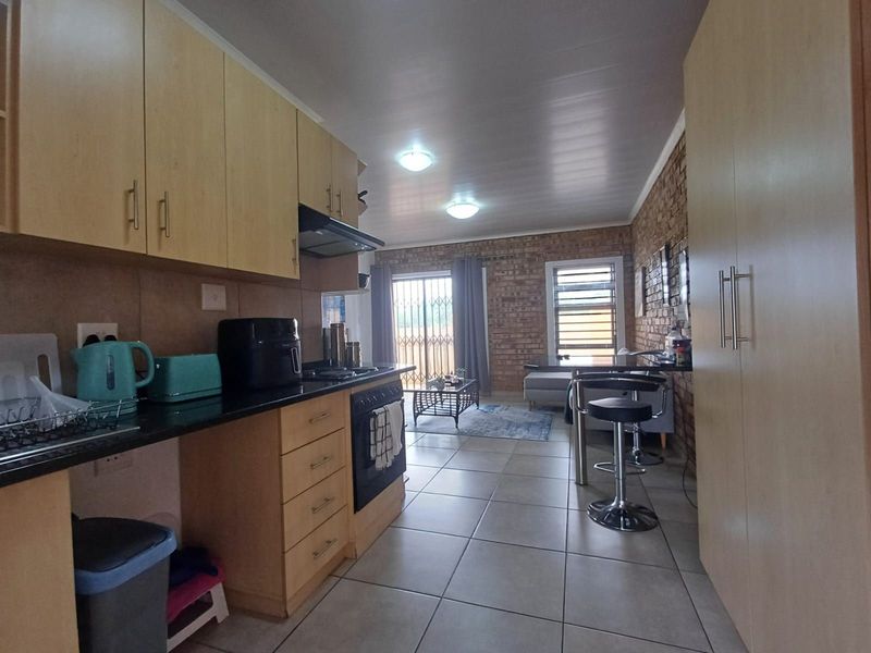 Apartment For Sale in Wilkoppies - Photo 3