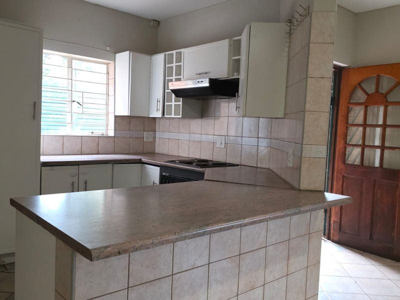 House For Sale in Moreleta Park - Photo 8