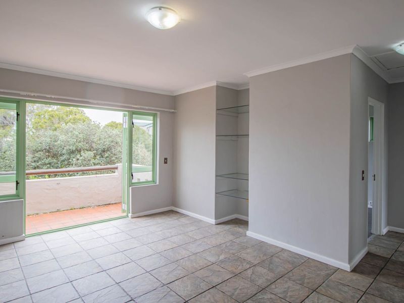 Apartment For Sale in Greenways Golf Estate - Photo 5